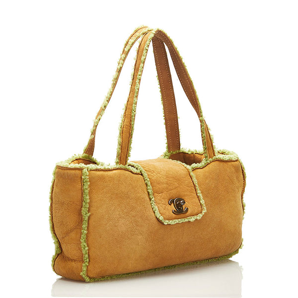 シャネル ココマーク ムートントート ハンドバッグ トートバッグ ベージュ グリーン ムートン レディース CHANEL 【中古】