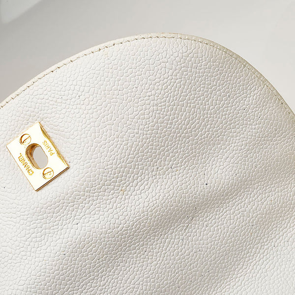 シャネル トリプル ココマーク リュック バックパック ホワイト キャビアスキン レディース CHANEL 【中古】