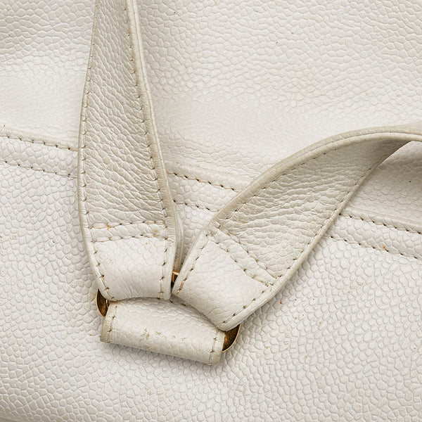 シャネル トリプル ココマーク リュック バックパック ホワイト キャビアスキン レディース CHANEL 【中古】