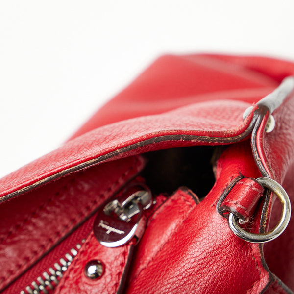 サルヴァトーレフェラガモ ガンチーニ ソフィア ハンドバッグ ショルダーバッグ 2WAY BW-21 A896 レッド レザー レディース Salvatore Ferragamo 【中古】