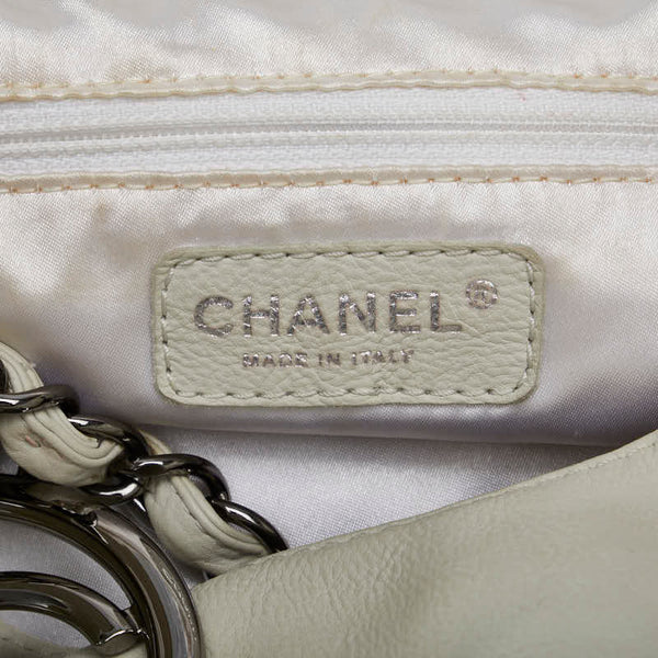 シャネル ワイルドステッチ ココマーク ショルダーバッグ ホワイト レザー レディース CHANEL 【中古】
