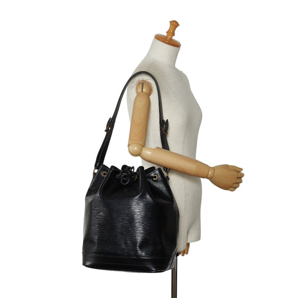 ルイ ヴィトン エピ ノエ ショルダーバッグ M59002 ノワール ブラック レザー レディース LOUIS VUITTON 【中古】