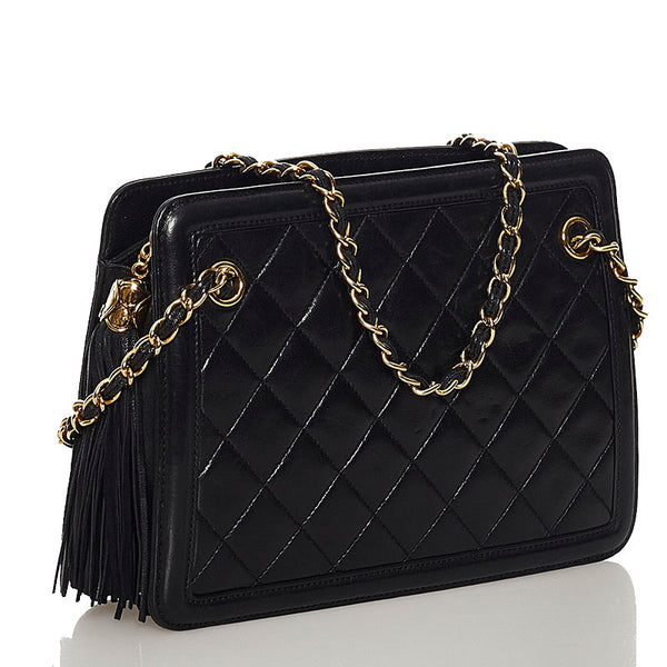 シャネル マトラッセ タッセル チェーン ショルダーバッグ ブラック レザー レディース CHANEL 【中古】