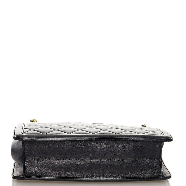 シャネル マトラッセ タッセル チェーン ショルダーバッグ ブラック レザー レディース CHANEL 【中古】