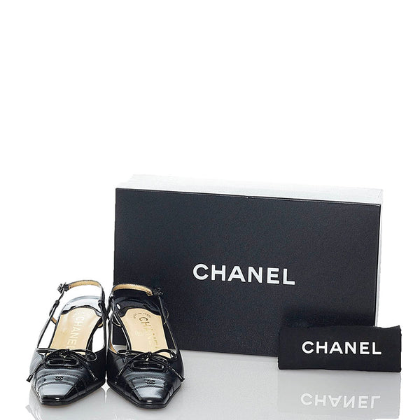 シャネル パンプス ブラック レザー エナメル レディース CHANEL 【中古】