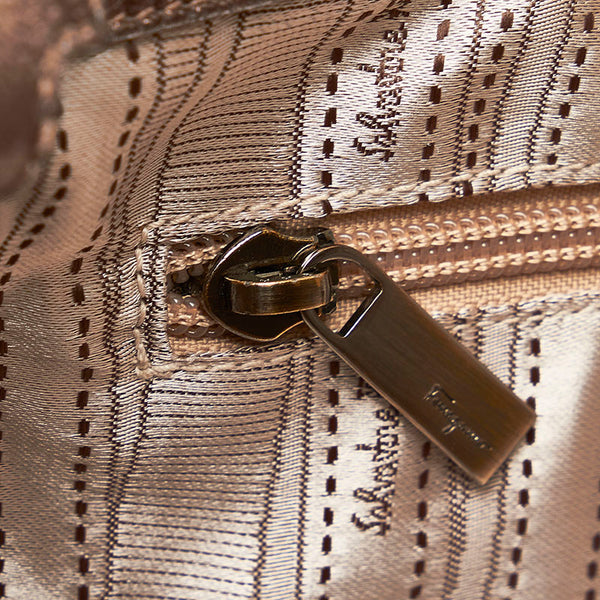 サルヴァトーレフェラガモ ワンショルダーバッグ ハンドバッグ B991 シルバー レザー レディース Salvatore Ferragamo 【中古】