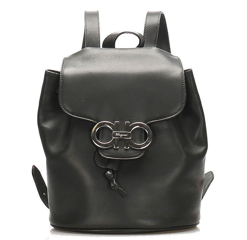 サルヴァトーレフェラガモ ガンチーニ レザー リュック・デイパック レディース Salvatore Ferragamo 中古