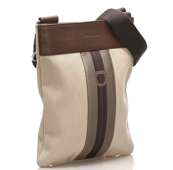 サルヴァトーレフェラガモ ガンチーニ FJ-249821 ブラウン ベージュ キャンバス レザー 斜め掛け ショルダーバッグ メンズ Salvatore Ferragamo 中古