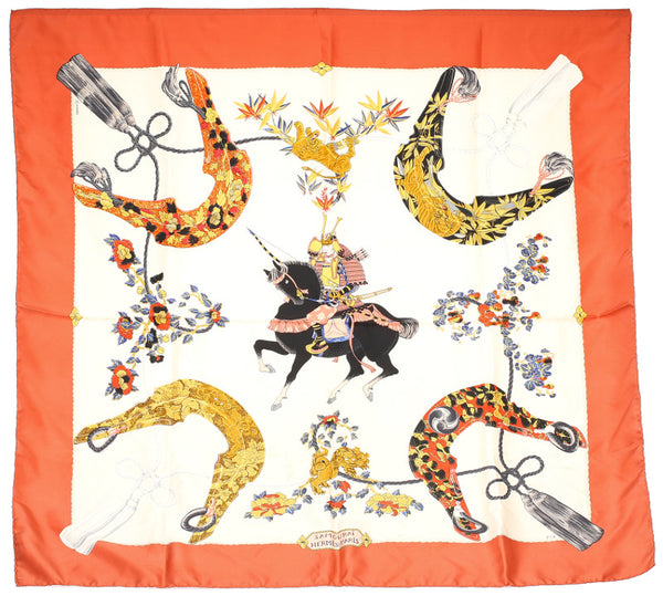 エルメス カレ SAMOURAI ホワイト ピンク ブラック シルク スカーフ レディース HERMES 中古