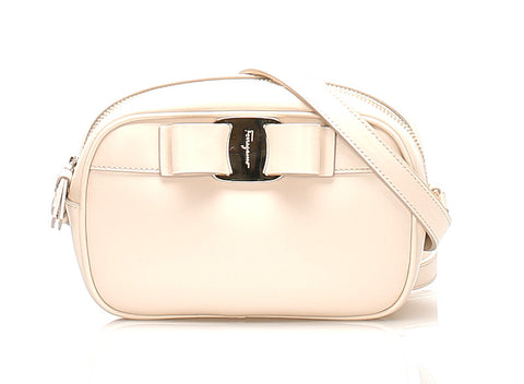 サルヴァトーレフェラガモ ヴァラリボン AU-21 H498 ベージュ ホワイト レザー ショルダーバッグ レディース Salvatore Ferragamo 中古