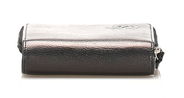 シャネル カメリア ブラック レザー 二つ折り財布 レディース CHANEL 中古