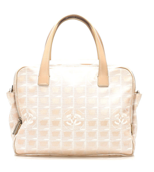 シャネル ニュートラベル ナイロン レザー ショルダーバッグ レディース CHANEL 中古