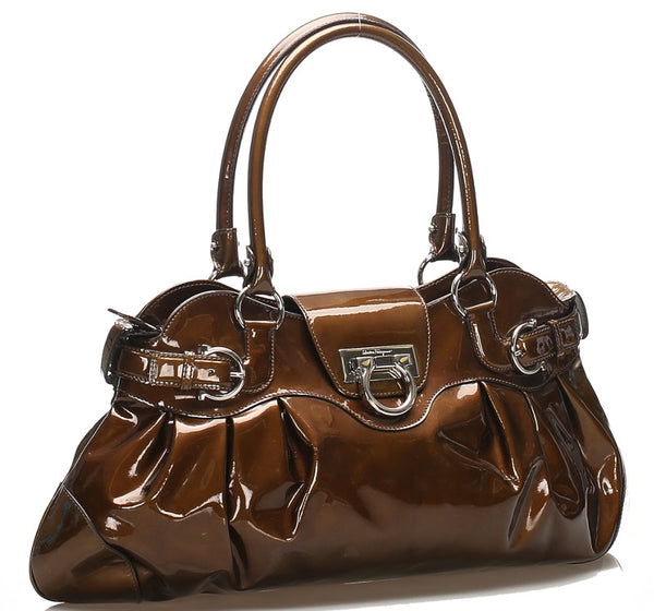 サルヴァトーレフェラガモ ガンチーニ AB-21 5370 グリーン 緑 エナメル ハンドバッグ レディース Salvatore Ferragamo 中古