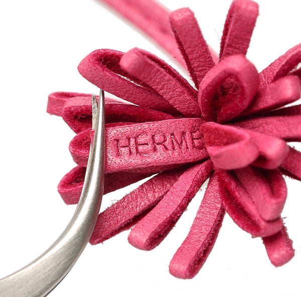 エルメス ローズ レザー カルメンチータ チャーム ユニセックス HERMES 中古