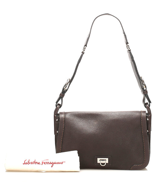 サルヴァトーレフェラガモ ガンチーニ FI-21 6921 ブラウン レザー 肩掛け ショルダーバッグ レディース Salvatore Ferragamo 中古