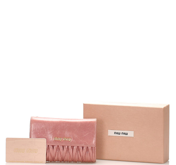 ミュウミュウ マテラッセ 5M1225 ピンク レザー 長財布 レディース MIUMIU 中古