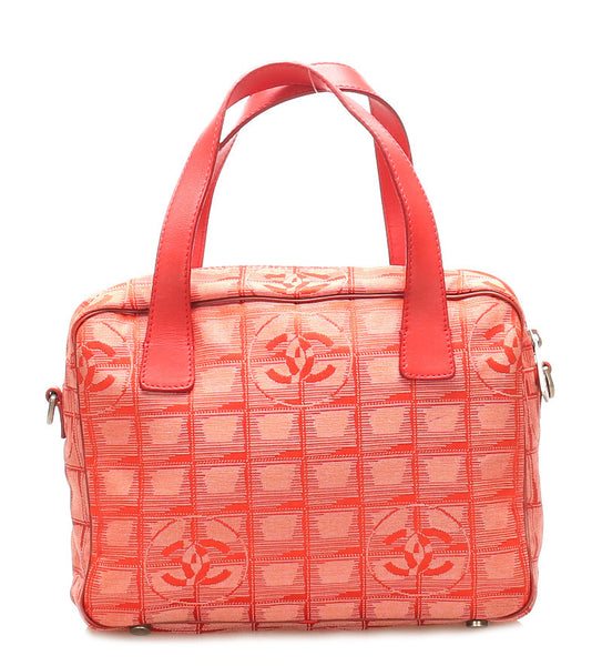 シャネル ニュートラベル レッド ナイロン レザー ショルダーバッグ レディース CHANEL 中古