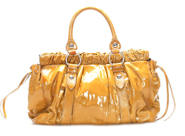 ミュウミュウ イエロー エナメル ハンドバッグ ショルダーバッグ 2WAY レディース MIUMIU 中古