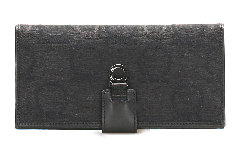 サルヴァトーレフェラガモ ガンチーニ ブラック キャンバス レザー 長財布 ユニセックス Salvatore Ferragamo 中古