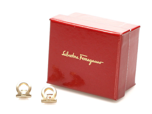 サルヴァトーレフェラガモ ゴールド メッキ ガンチーニ イヤリング レディース Salvatore Ferragamo 中古