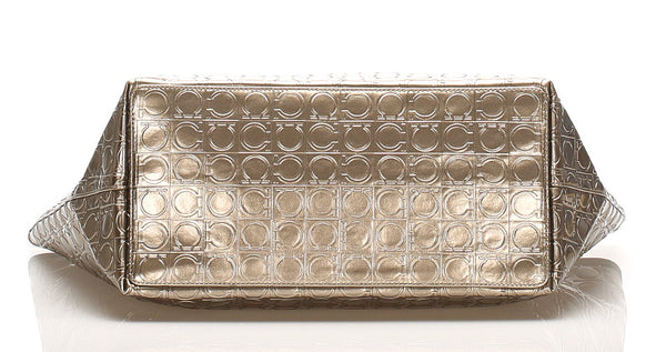 サルヴァトーレフェラガモ ガンチーニ AU-21 B475 ゴールド パテントレザー トートバッグ レディース Salvatore Ferragamo 中古