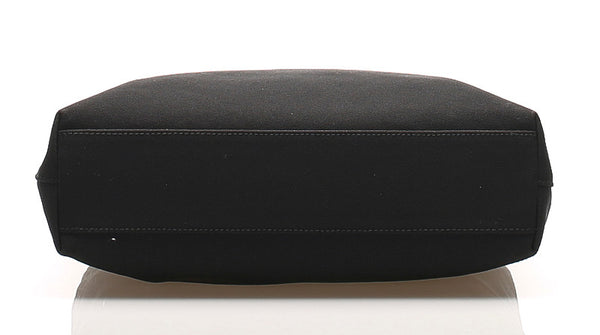 サルヴァトーレフェラガモ ヴァラ D 21 8801 ブラック キャンバス ショルダーバッグ レディース Salvatore Ferragamo 中古