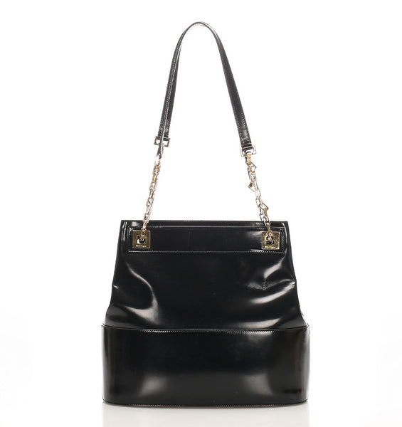 サルヴァトーレフェラガモ AU-21-1891 ブラック パテントレザー チェーン ショルダーバッグ レディース Salvatore Ferragamo 中古