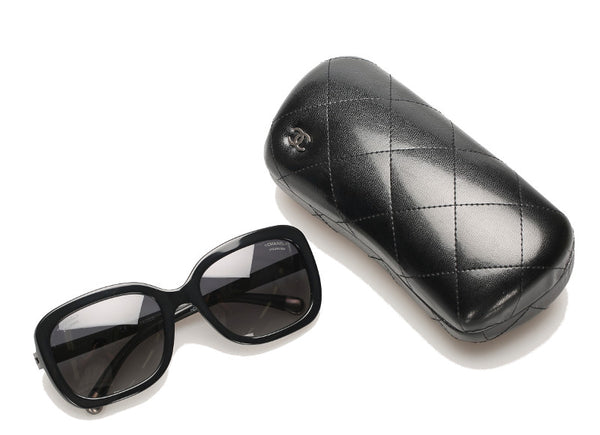 シャネル ココマーク ブラック プラスチック サングラス レディース CHANEL 中古