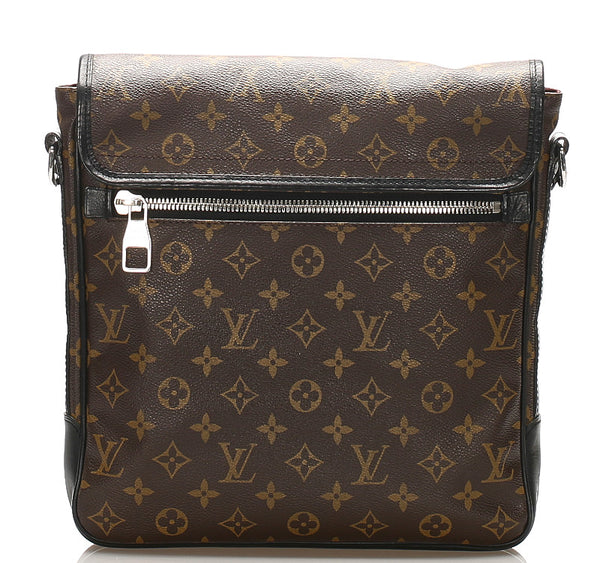 ルイ ヴィトン モノグラムマカサー バズMM M56715 ブラウン PVC レザー ショルダーバッグ ユニセックス LOUIS VUITTON 中古
