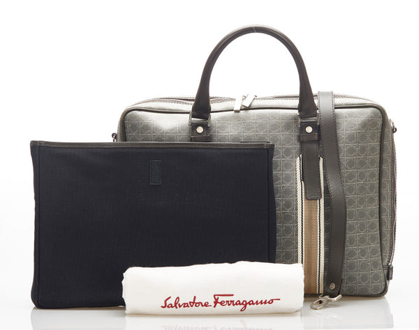 サルヴァトーレフェラガモ ガンチーニ カーキ PVC レザー キャンバス ビジネスバッグ ショルダーバッグ 2WAY メンズ Salvatore Ferragamo 中古