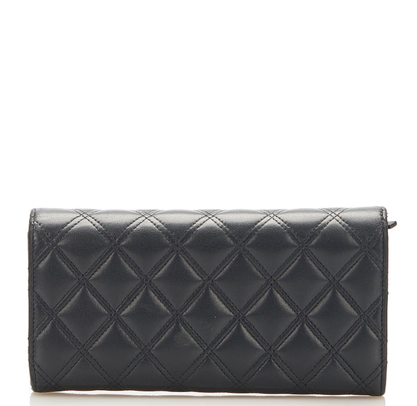 シャネル マトラッセ ブラック ラムスキン 二つ折り財布 レディース CHANEL 中古