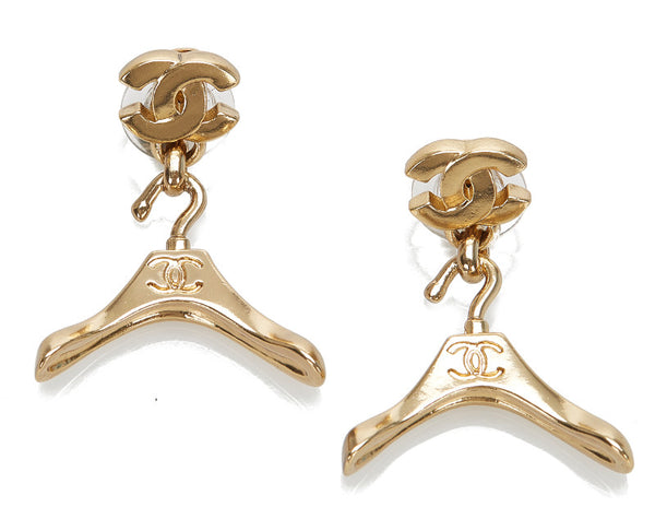 シャネル ゴールド メッキ ハンガーモチーフ ピアス レディース CHANEL 中古