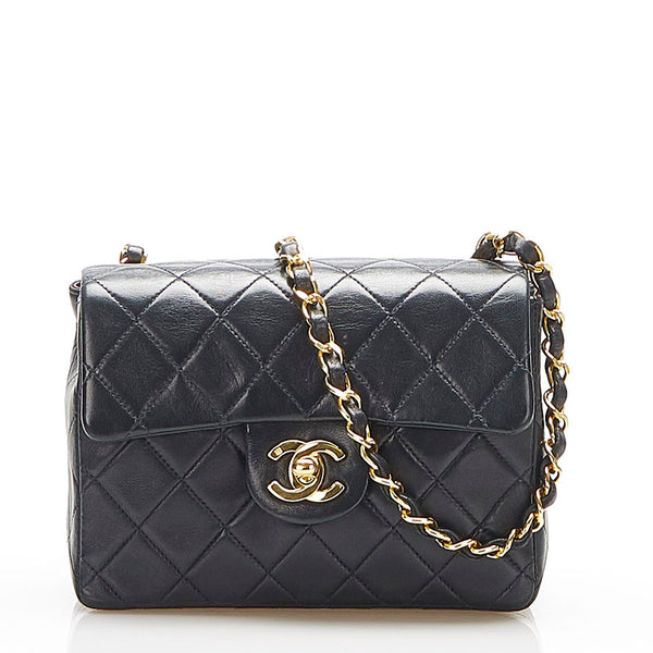 シャネル ミニマトラッセ ブラック ラムスキン チェーン ショルダーバッグ レディース CHANEL 中古