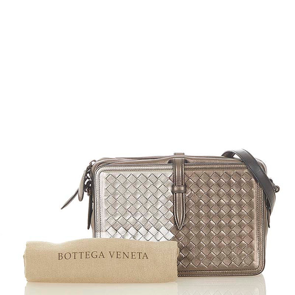ボッテガヴェネタ イントレチャート メタリックカーキ シルバー  レザー ショルダーバッグ レディース BOTTEGAVENETA 【中古】