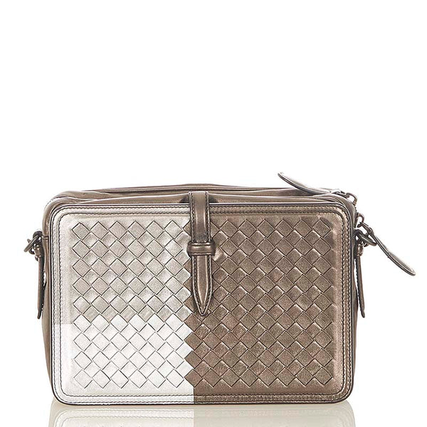 ボッテガヴェネタ イントレチャート メタリックカーキ シルバー  レザー ショルダーバッグ レディース BOTTEGAVENETA 【中古】