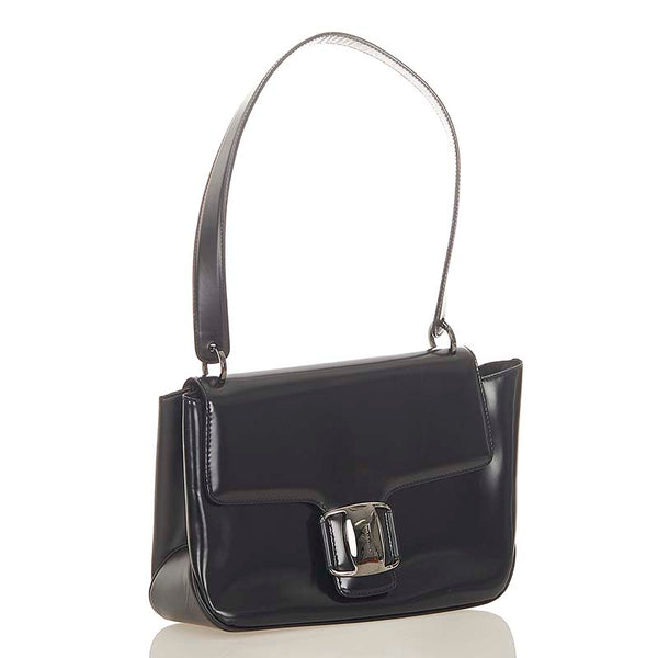 サルヴァトーレフェラガモ ヴァラ BZ217643 ブラック レザー ショルダーバッグ レディース Salvatore Ferragamo 【中古】