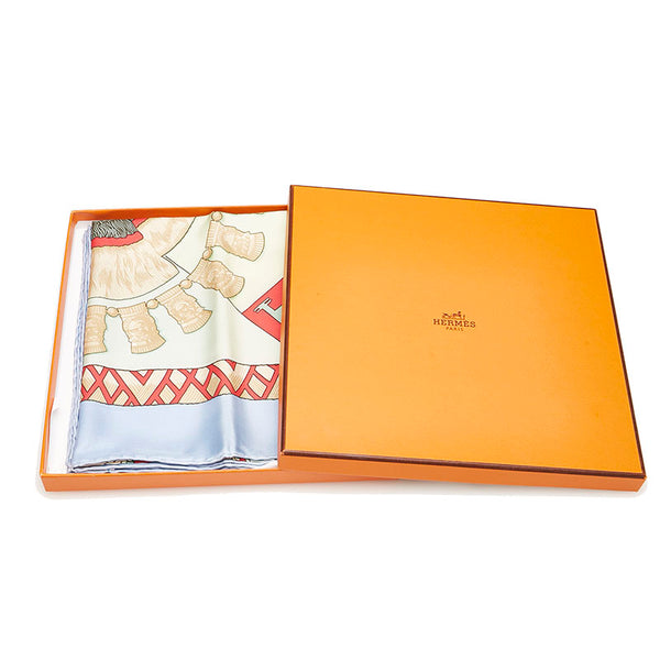 エルメス カレ90 HUACA PIRU 神聖なるペルー スカーフ ライトブルー マルチカラー シルク レディース HERMES 【中古】