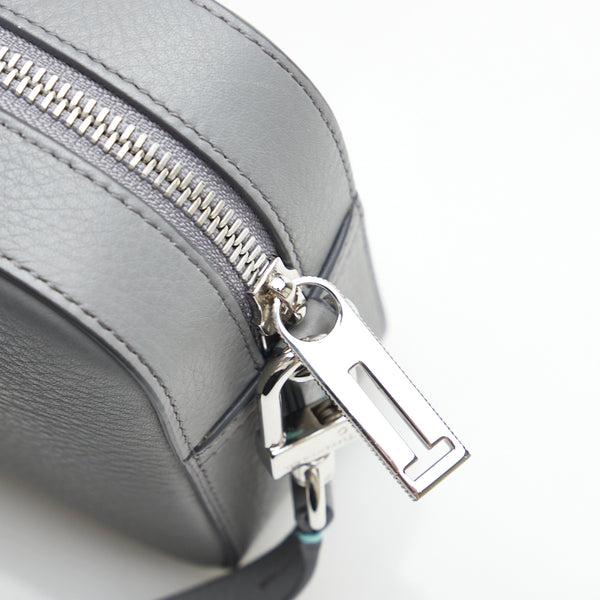 ティファニー 斜め掛け ショルダーバッグ グレー レザー レディース TIFFANY&Co. 【中古】