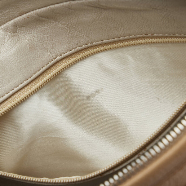 シャネル トリプルココマーク ココボール 斜め掛け ショルダーバッグ  ベージュ キャビアスキン レディース CHANEL 【中古】