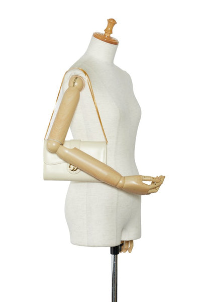 グッチ インターロッキングG チェーン ショルダーバッグ ホワイト レザー レディース GUCCI 【中古】