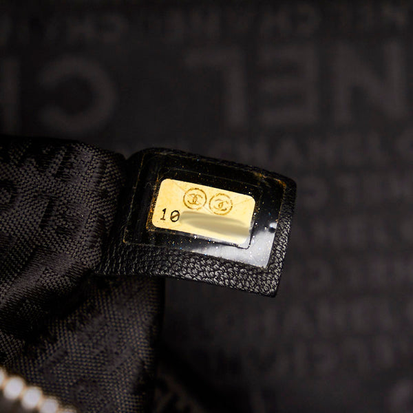 シャネル チョコバー ハンドバッグ ブラック キャビアスキン レディース CHANEL 【中古】