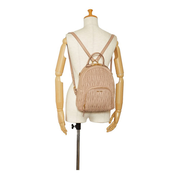 ミュウ ミュウ マテラッセ リュック バックパック 5BZ022 ベージュ レザー レディース Miu Miu 【中古】