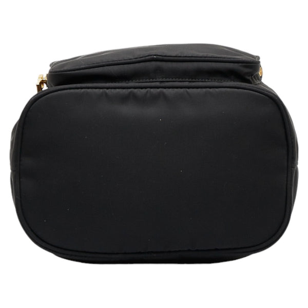 プラダ 三角ロゴプレート  巾着 ハンドバッグ ショルダーバッグ 2WAY ブラック ナイロン レディース PRADA 【中古】