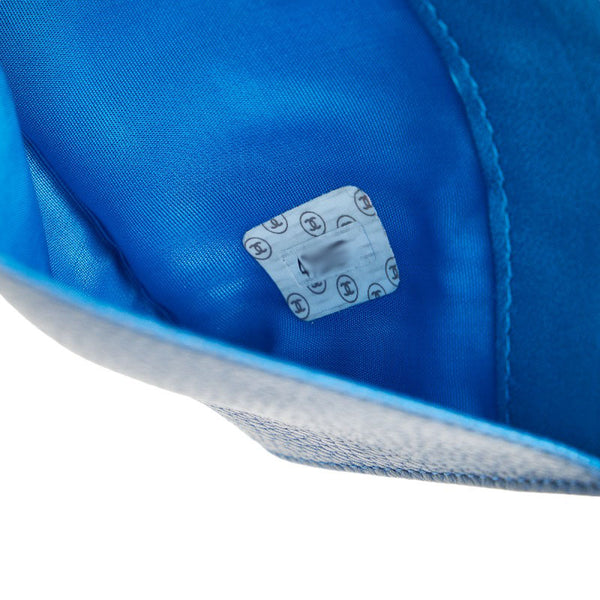 シャネル ココマーク 二つ折り財布 ブルー キャビアスキン レディース CHANEL 【中古】