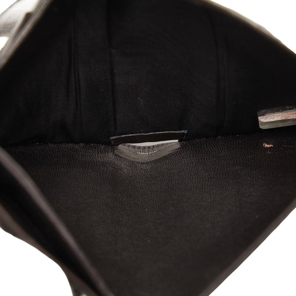 シャネル ココマーク 二つ折り財布 ブラック ラムスキン レディース CHANEL 【中古】