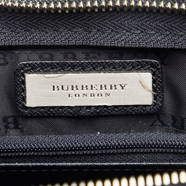 バーバリー ノバチェック クラッチバッグ フラットポーチ ブラック レザー レディース BURBERRY 【中古】