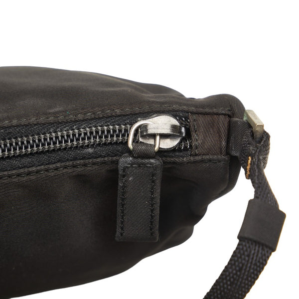 プラダ ハンドポーチ ブラック ナイロン レディース PRADA 【中古】