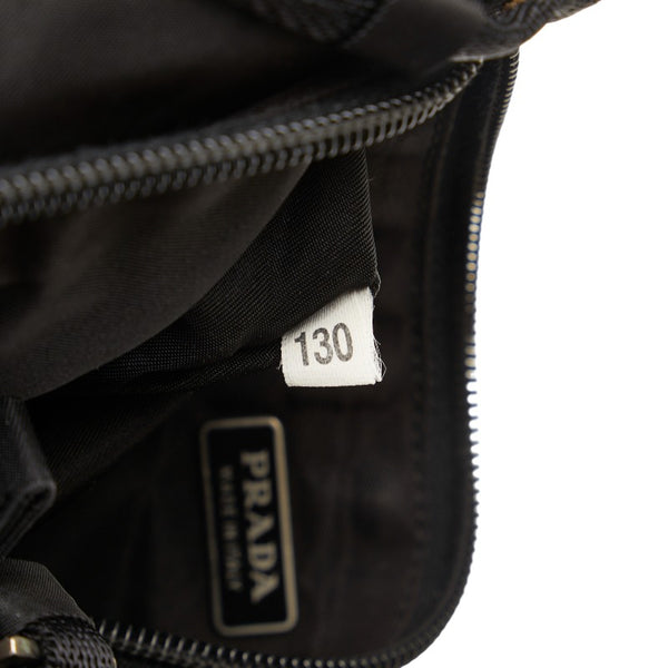 プラダ ハンドポーチ ブラック ナイロン レディース PRADA 【中古】
