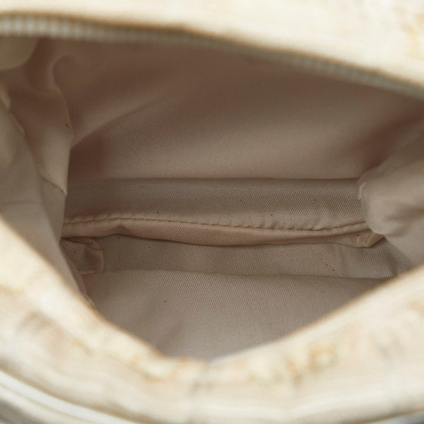 シャネル ニュートラベルライン ココマーク 斜め掛け ショルダーバッグ ホワイト キャンバス レザー レディース CHANEL 【中古】