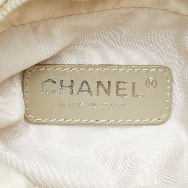 シャネル ニュートラベルライン ココマーク 斜め掛け ショルダーバッグ ホワイト キャンバス レザー レディース CHANEL 【中古】